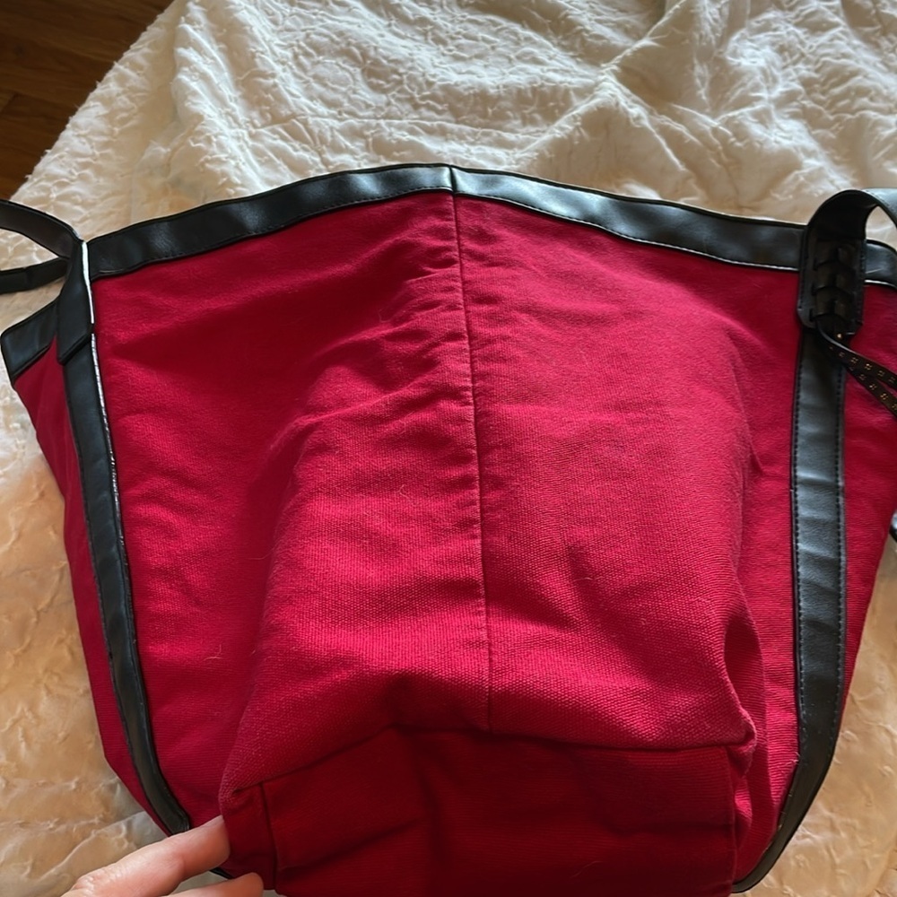 Victoria Secret red canvas tote with faux leather trim/ straps. Stud detail Moto - Picture 4 of 12